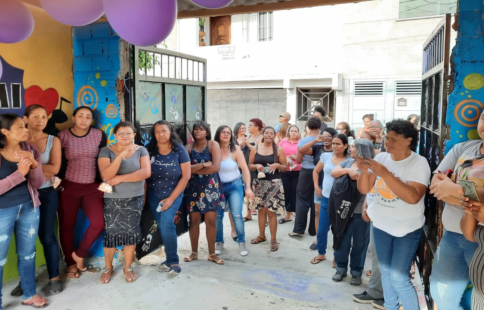 Foto que mostra o funcionamento do projeto As Violetas